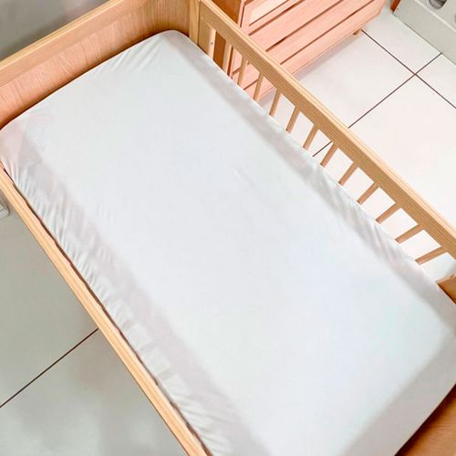 Protetor De Colchão Impermeável 1,30mX70cmX20cm Kacyumara